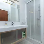 A36 - Avenue Flat In *
