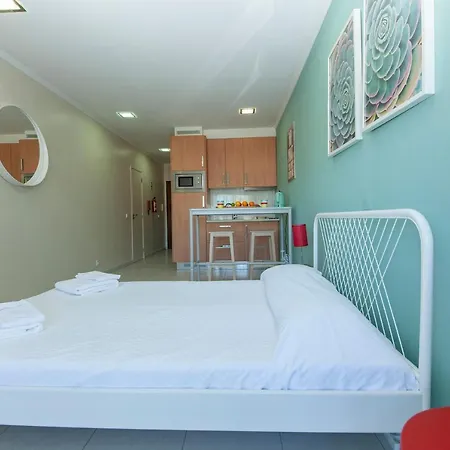 A36 - Avenue Flat In Апартаменты *